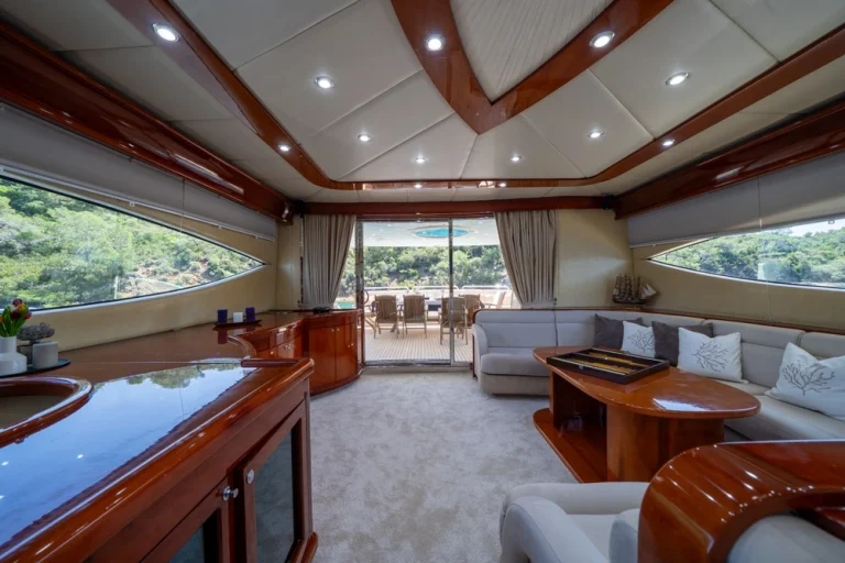 Yacht Tableware and Dining Supplies