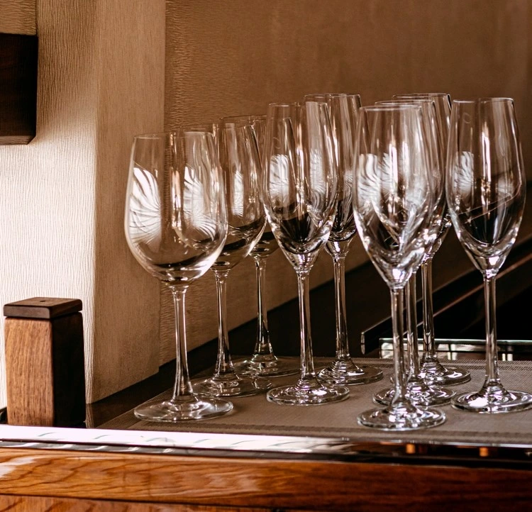 Luxury glassware, wine glasses and champagne flutes.